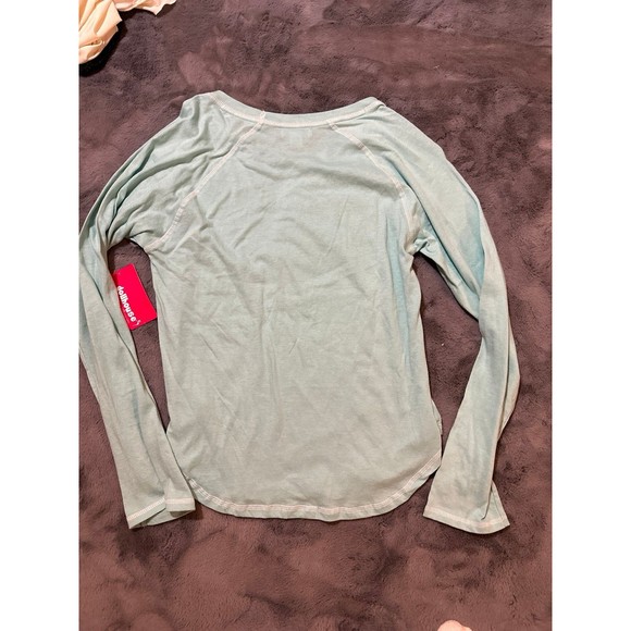 Dollhouse long-sleeve - Picture 3 of 3